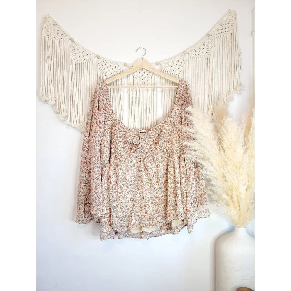 Arula Altar'd State Floral Metallic Smocked Top 3X - Picture 2 of 7